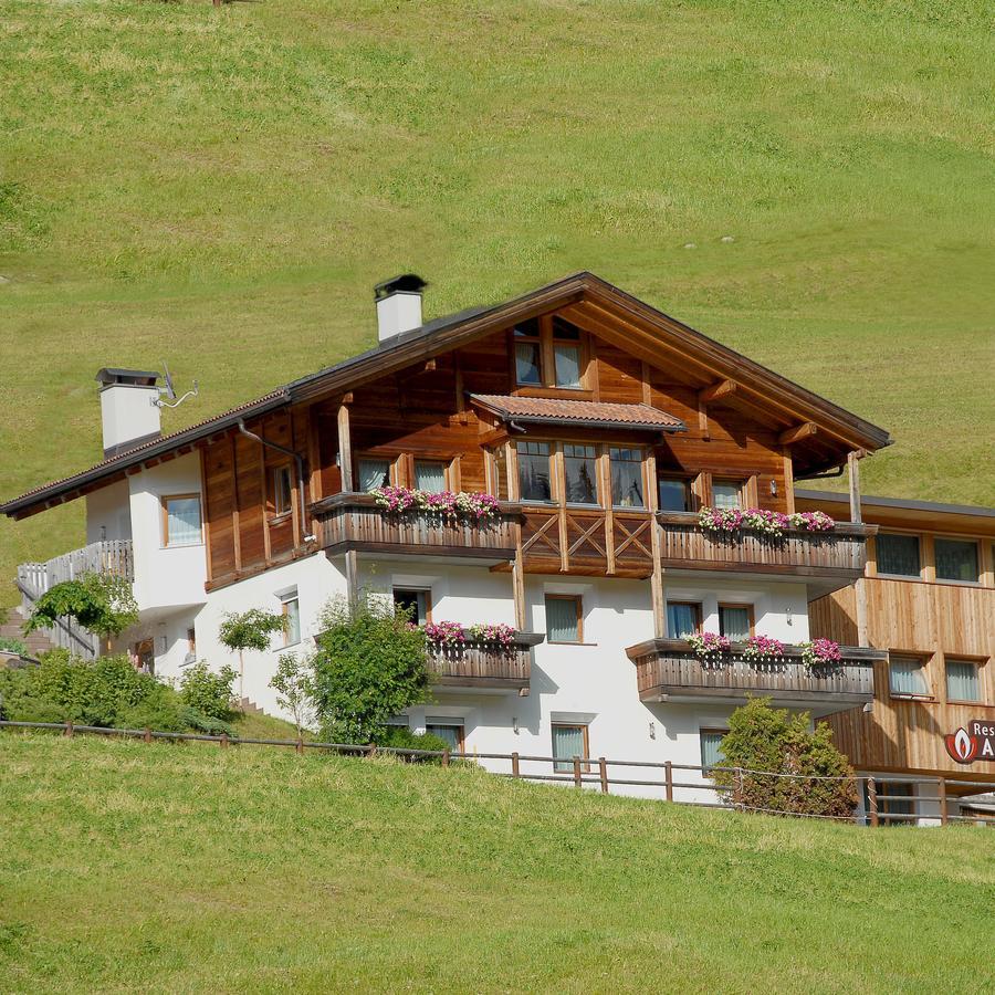 Residence Araldina San Cassiano  Dış mekan fotoğraf